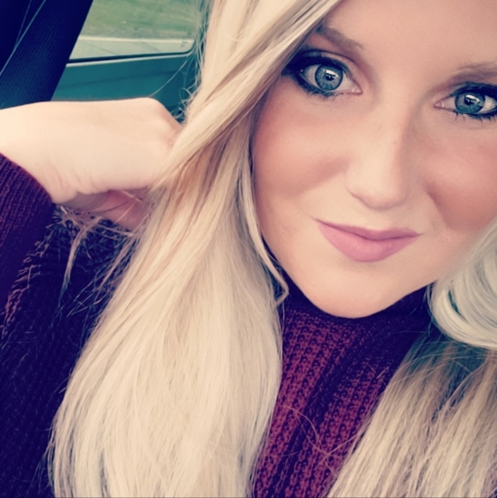 Meet your Posher, Haley